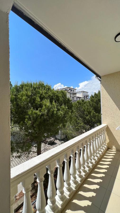 Kamberi Hotel & Apartments Velipojë Exterior foto